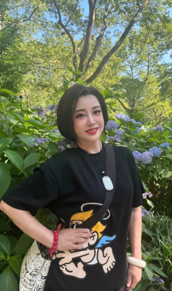 吉林炒股配资平台 刘晓庆辟谣去世传闻：这什么新闻？我又死了一回吗